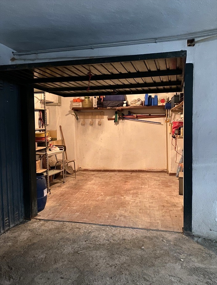 Box/Garage 11mq con box, Chiavari residenziale