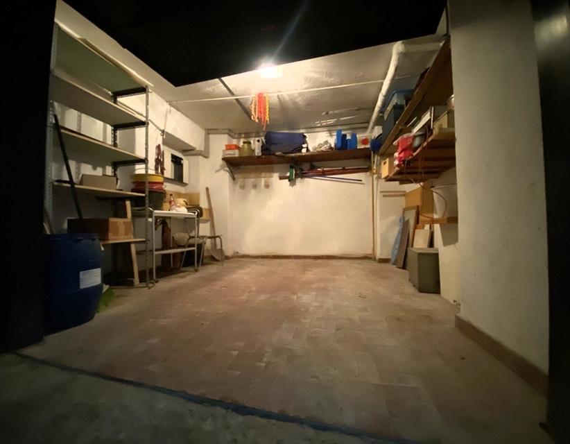 Box/Garage 11mq con box, Chiavari residenziale