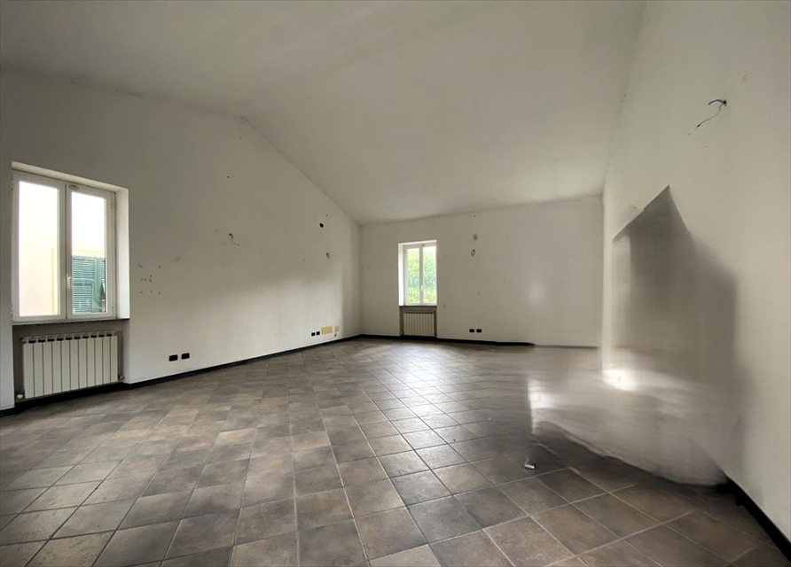 Casa indipendente da ristrutturare, San Colombano Certenoli residenziale