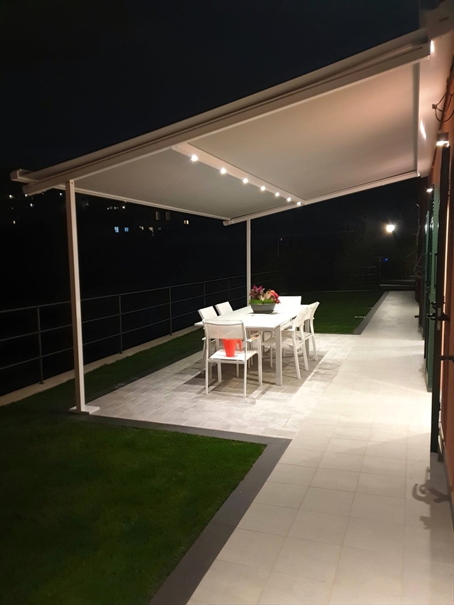 Trilocale con giardino, Leivi residenziale