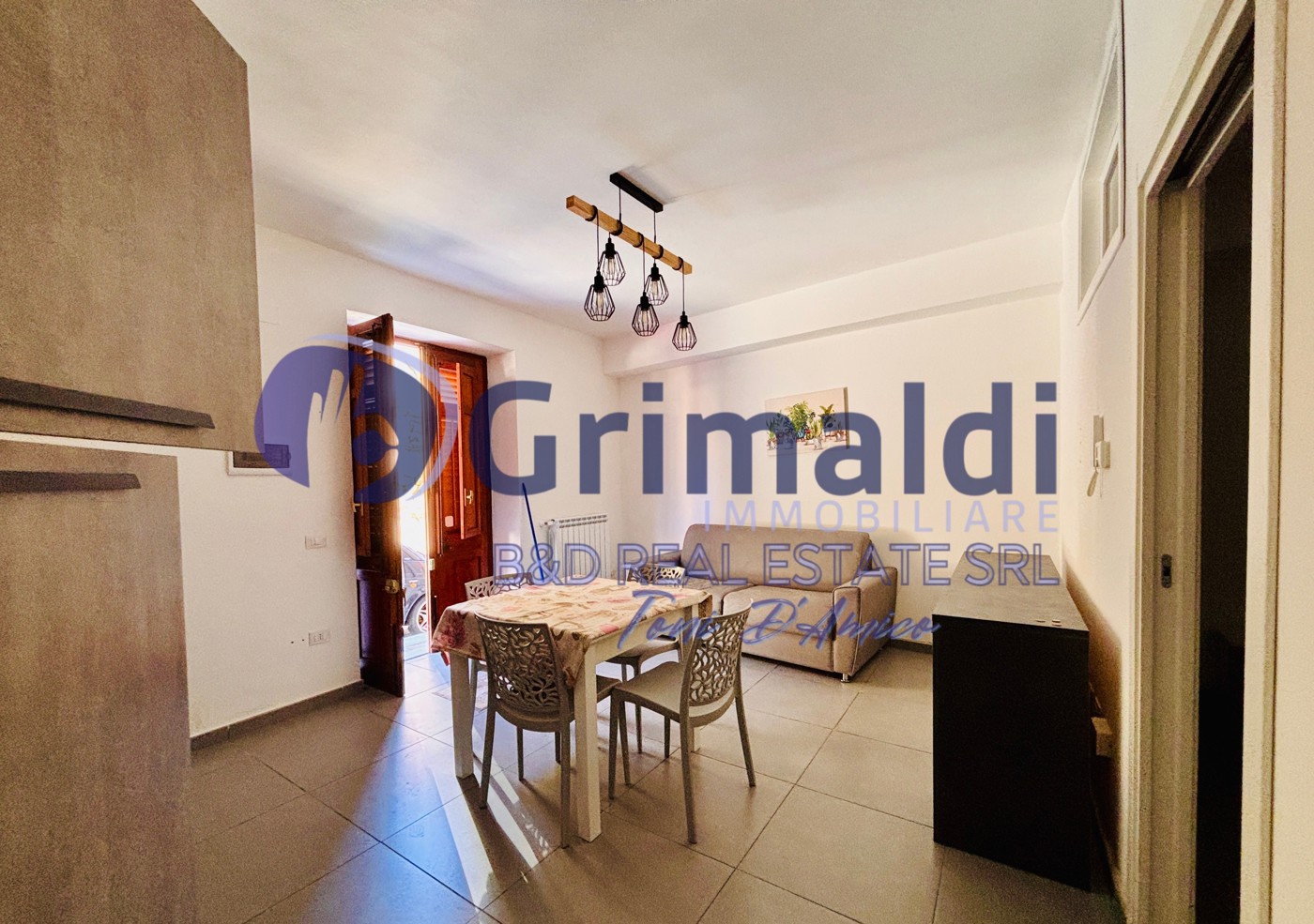 Bilocale in vendita a Altavilla Milicia