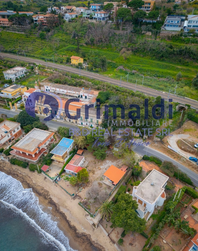 Villa con giardino a Casteldaccia