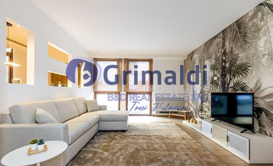 Trilocale con box a Palermo