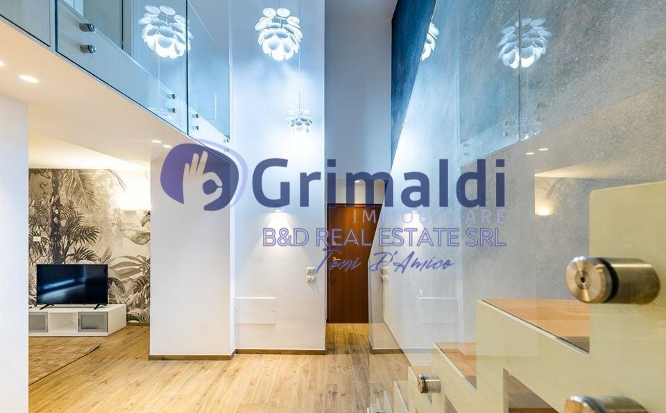 Trilocale con box a Palermo