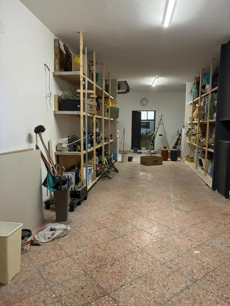 Magazzino in vendita a Bagheria