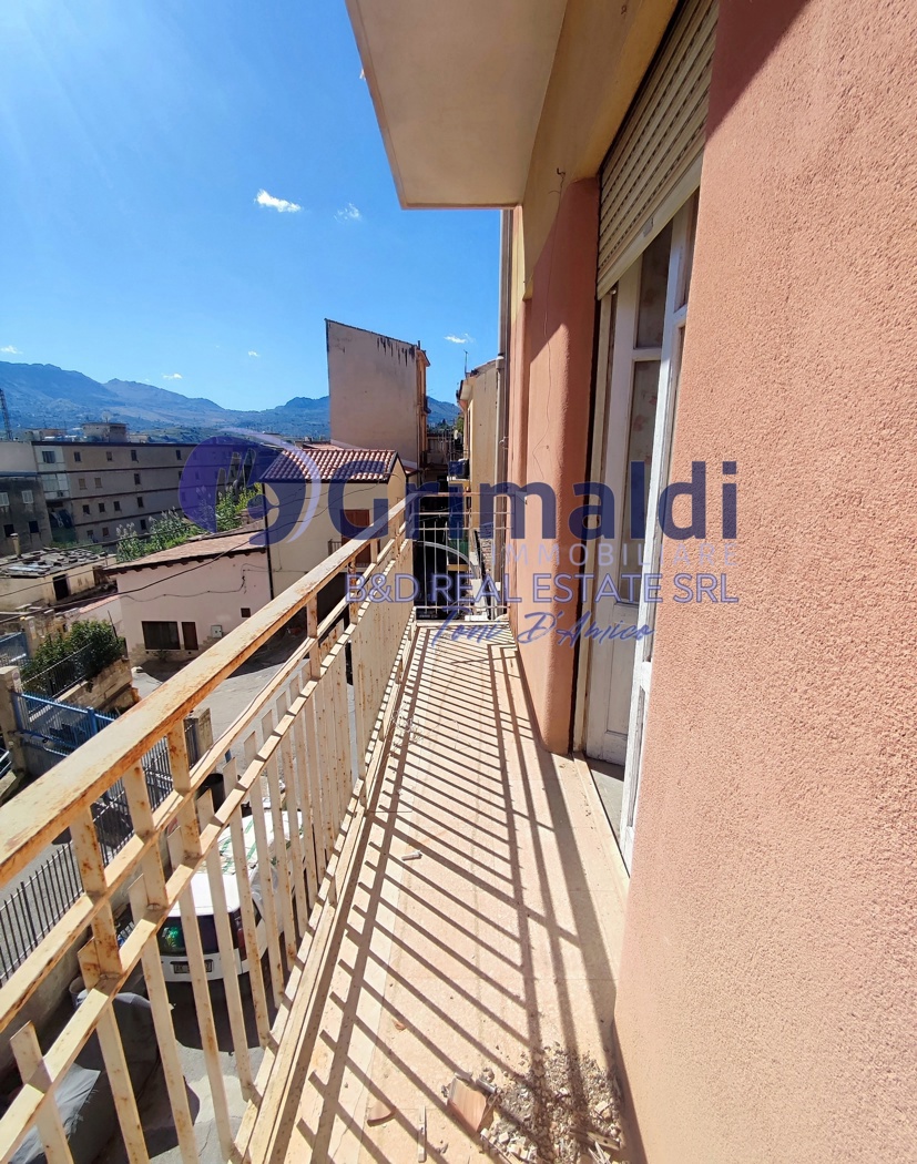 Quadrilocale da ristrutturare a Monreale