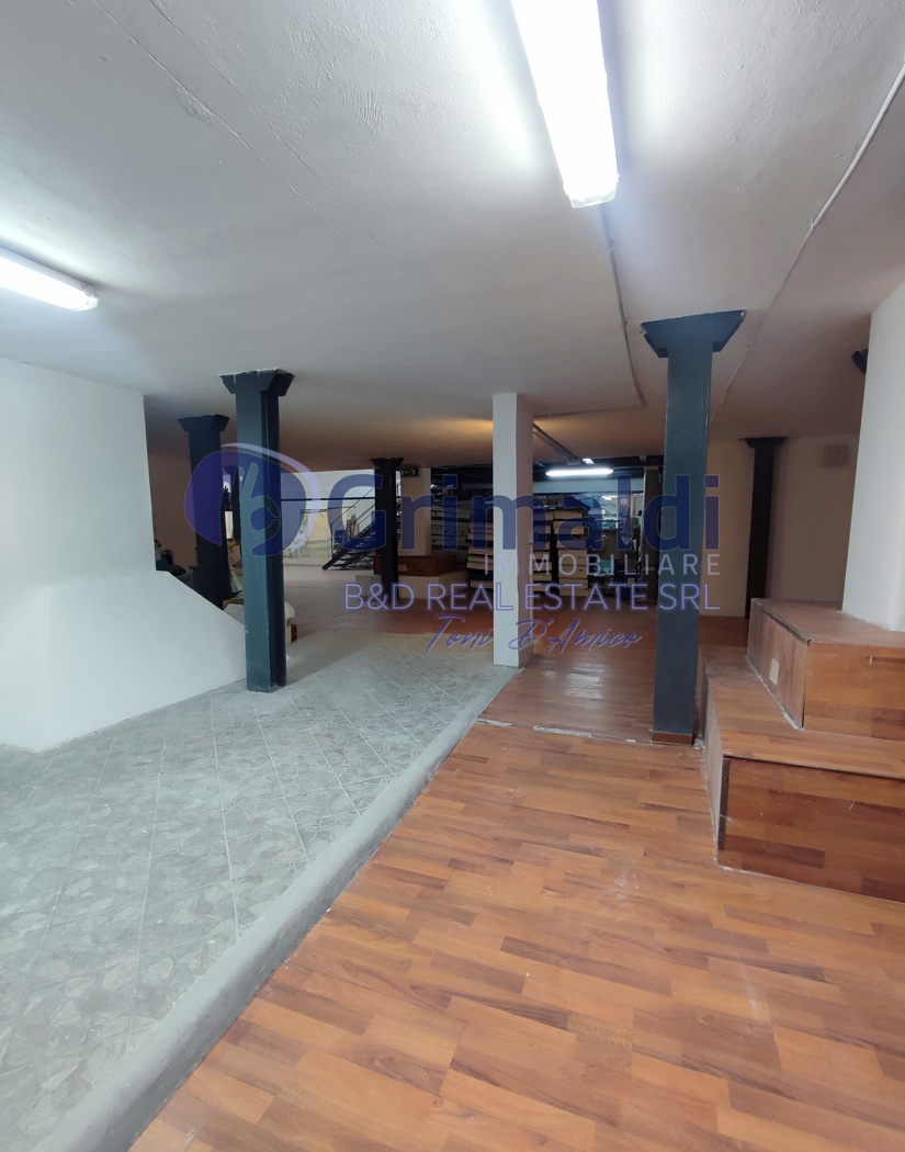 Magazzino in affitto a Palermo