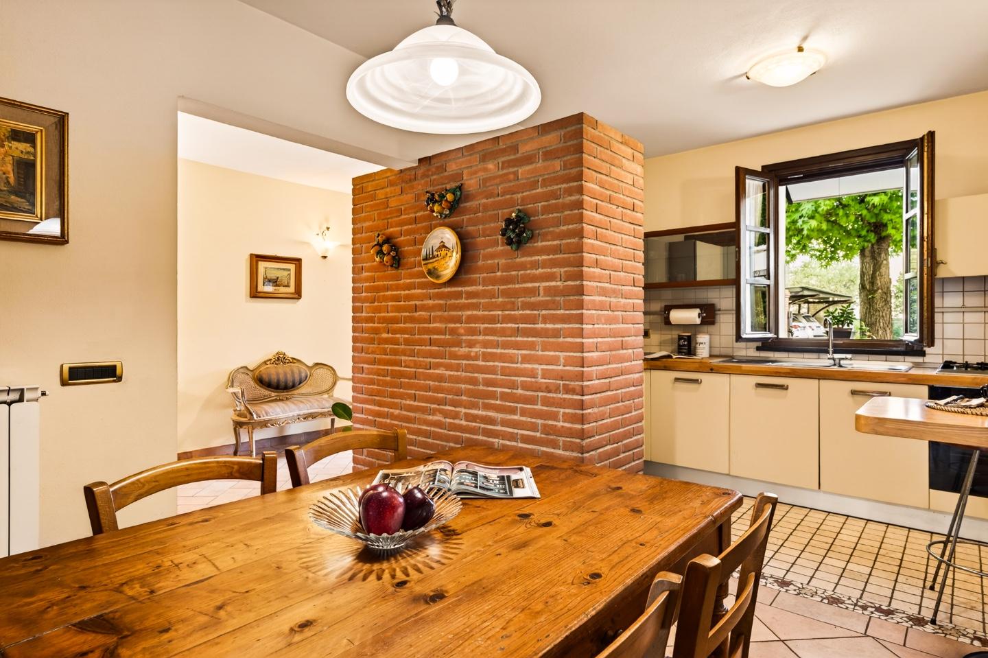 Villa Bifamiliare con giardino a Santa Maria a Monte