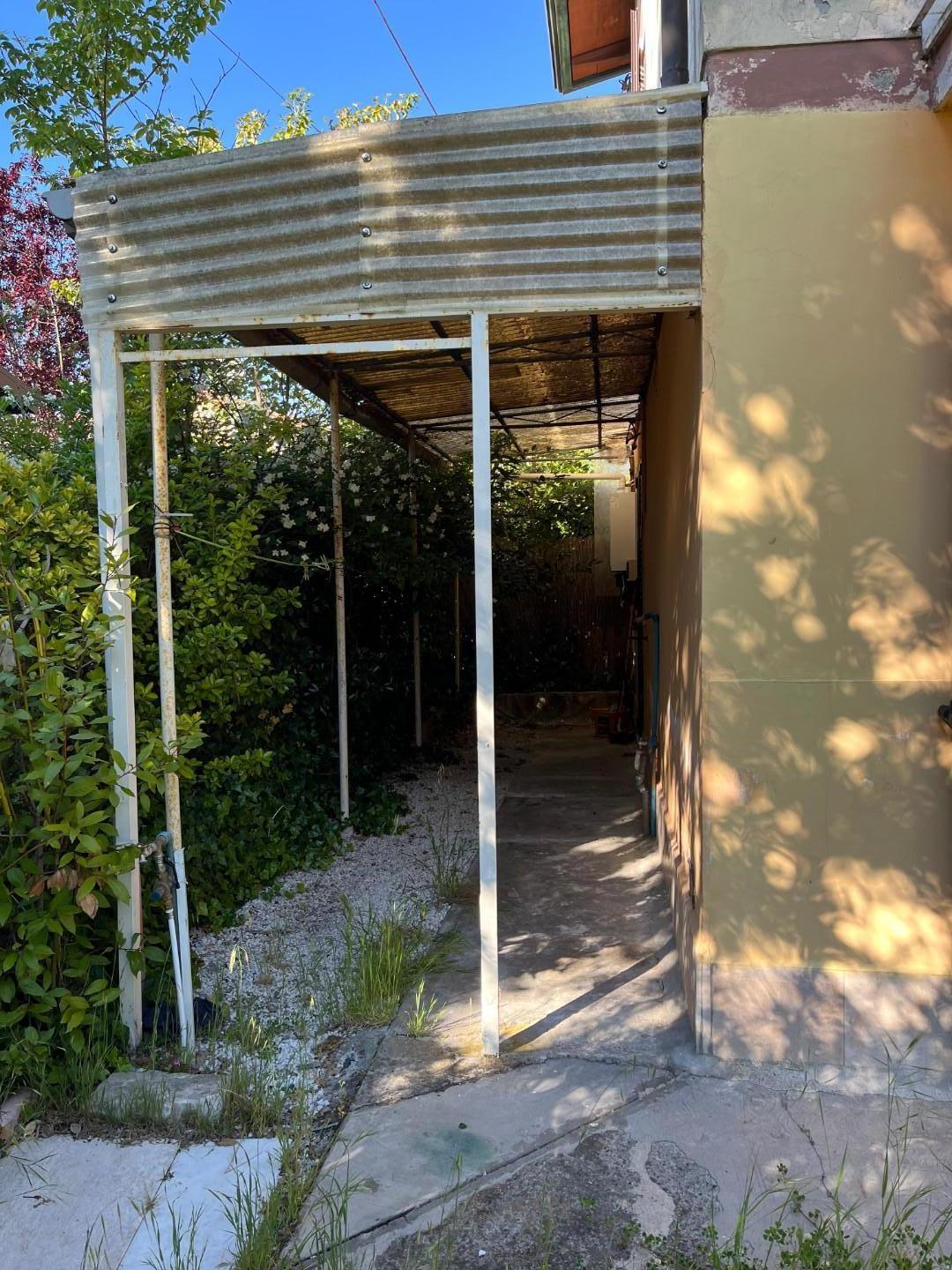 Casa indipendente con giardino, Massa poveromo