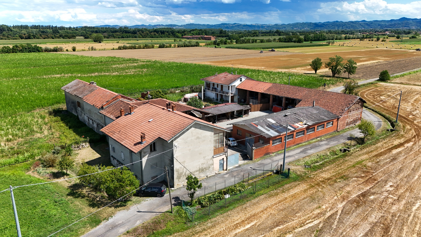 Rustico in vendita a Torrazza Piemonte