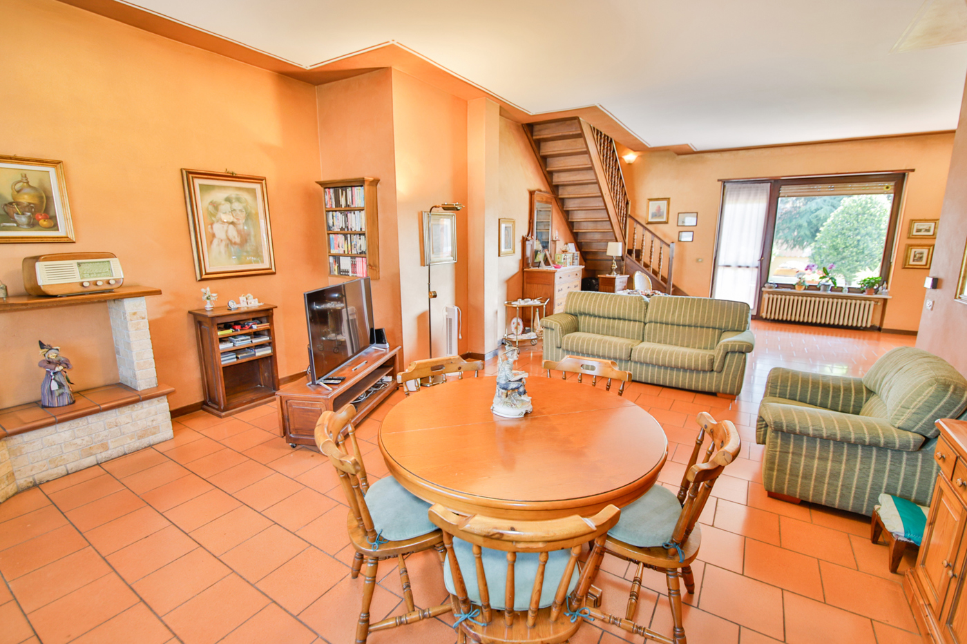 Villa con giardino a Moretta