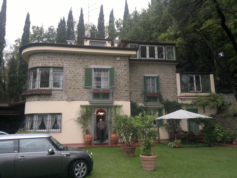 Villa con giardino a Arezzo