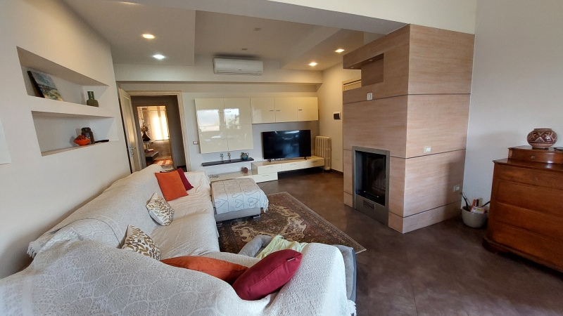 Villa con giardino a Arezzo