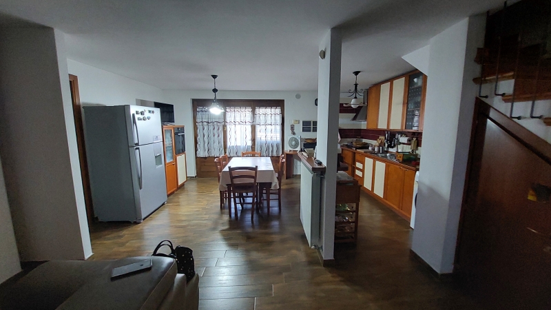 Villa in vendita a Arezzo