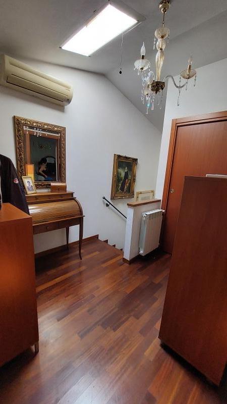 Villa in vendita a Arezzo