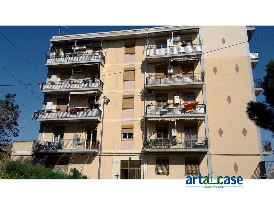 Magazzino in vendita a Messina