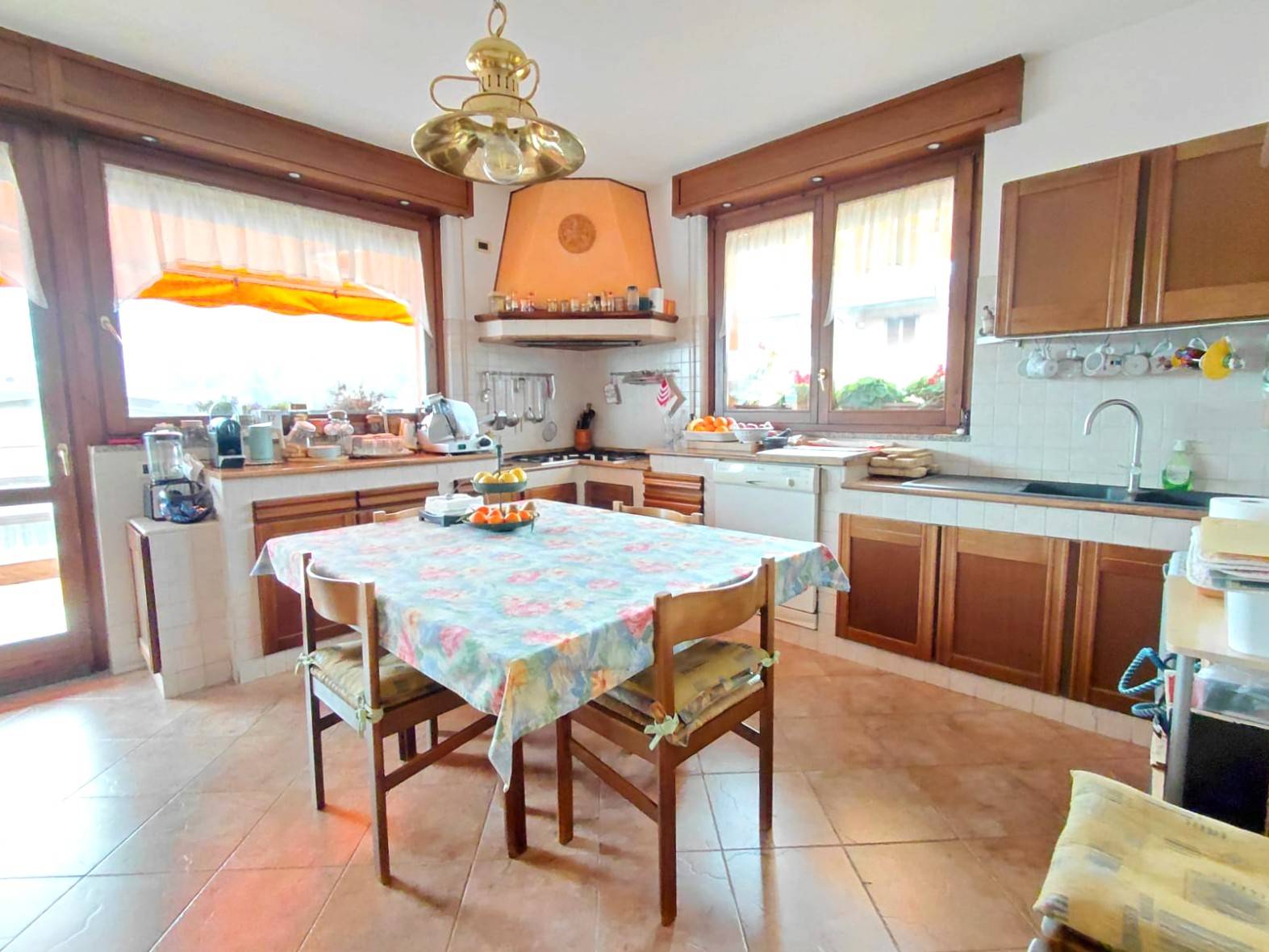 appartamento Quadrilocale in vendita a Collebeato