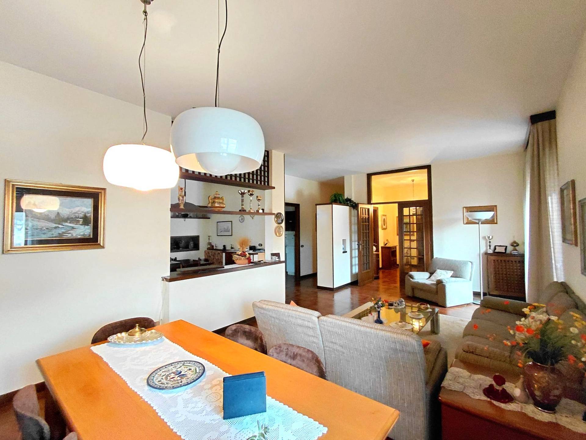 appartamento pentalocale in vendita a Villa Carcina