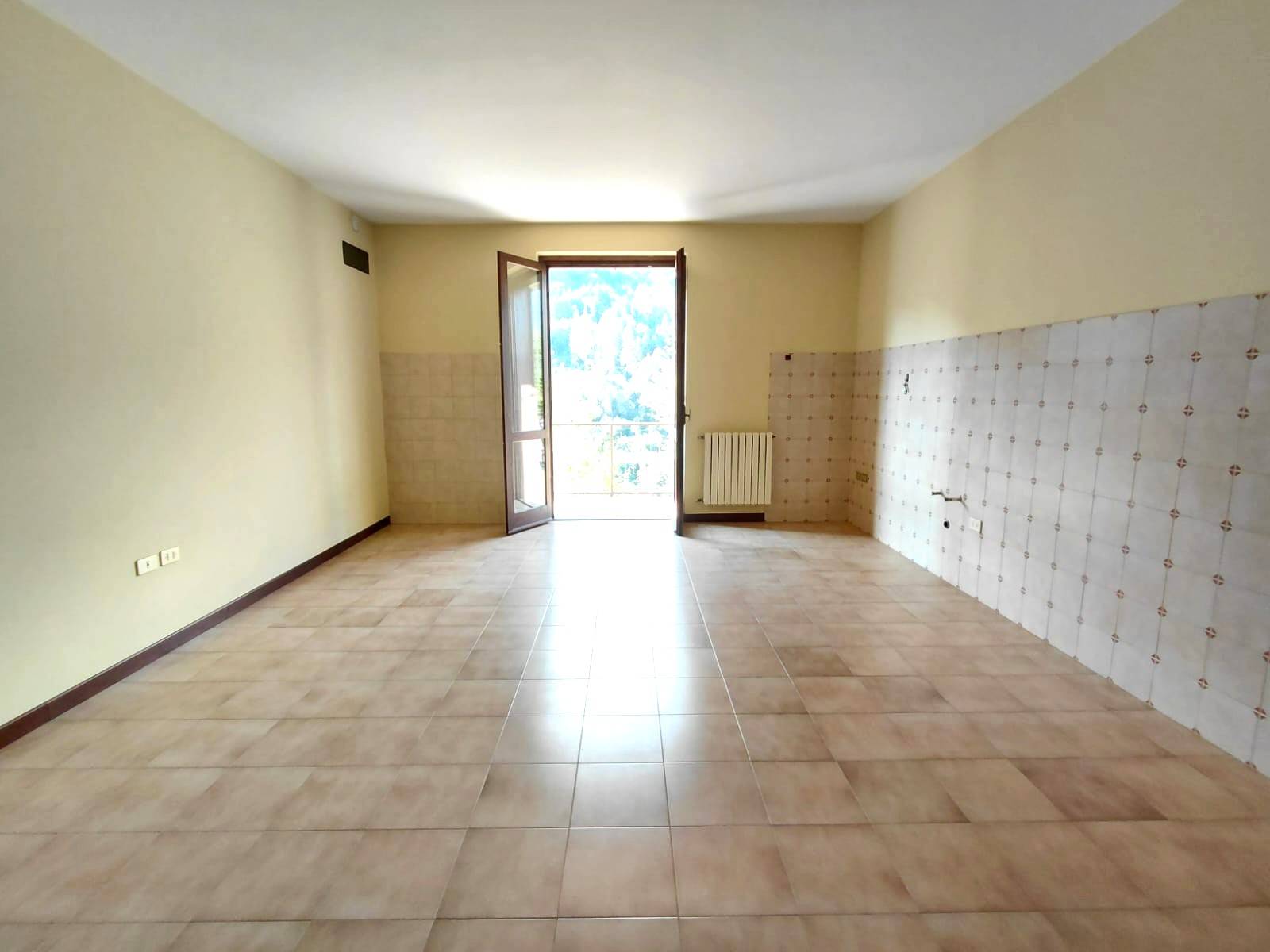 appartamento Trilocale in vendita a Pezzaze, Stravignino