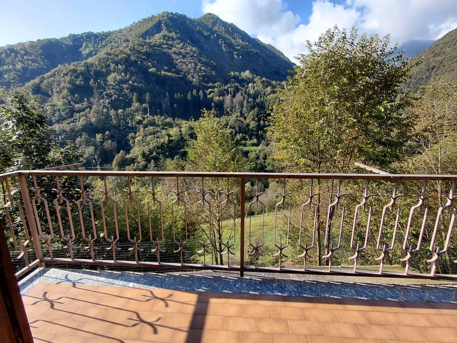 appartamento Trilocale in vendita a Pezzaze, Stravignino