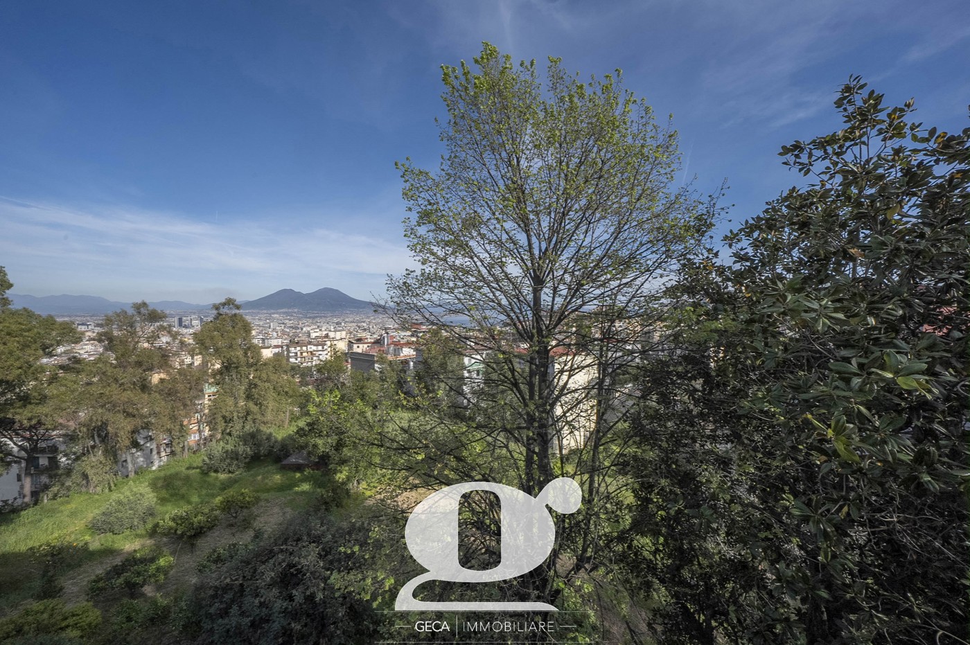 Appartamento in vendita a Napoli