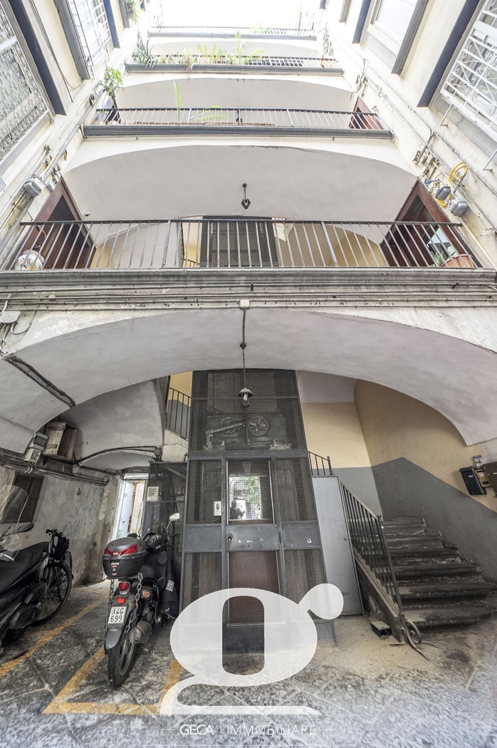 Appartamento in vendita a Napoli