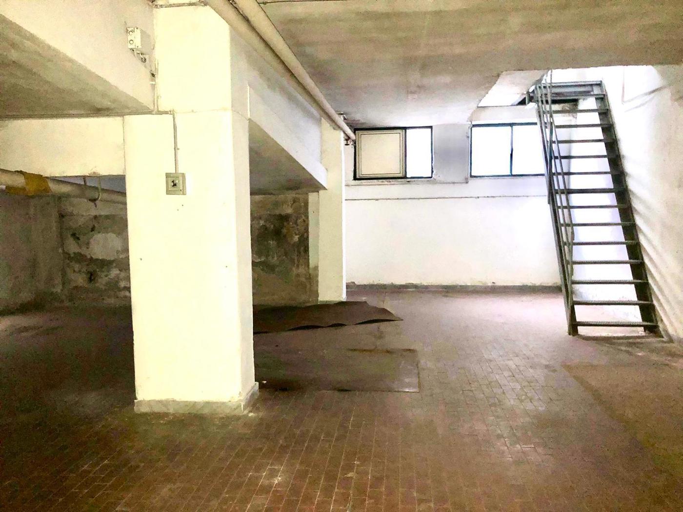 Negozio in vendita a Napoli