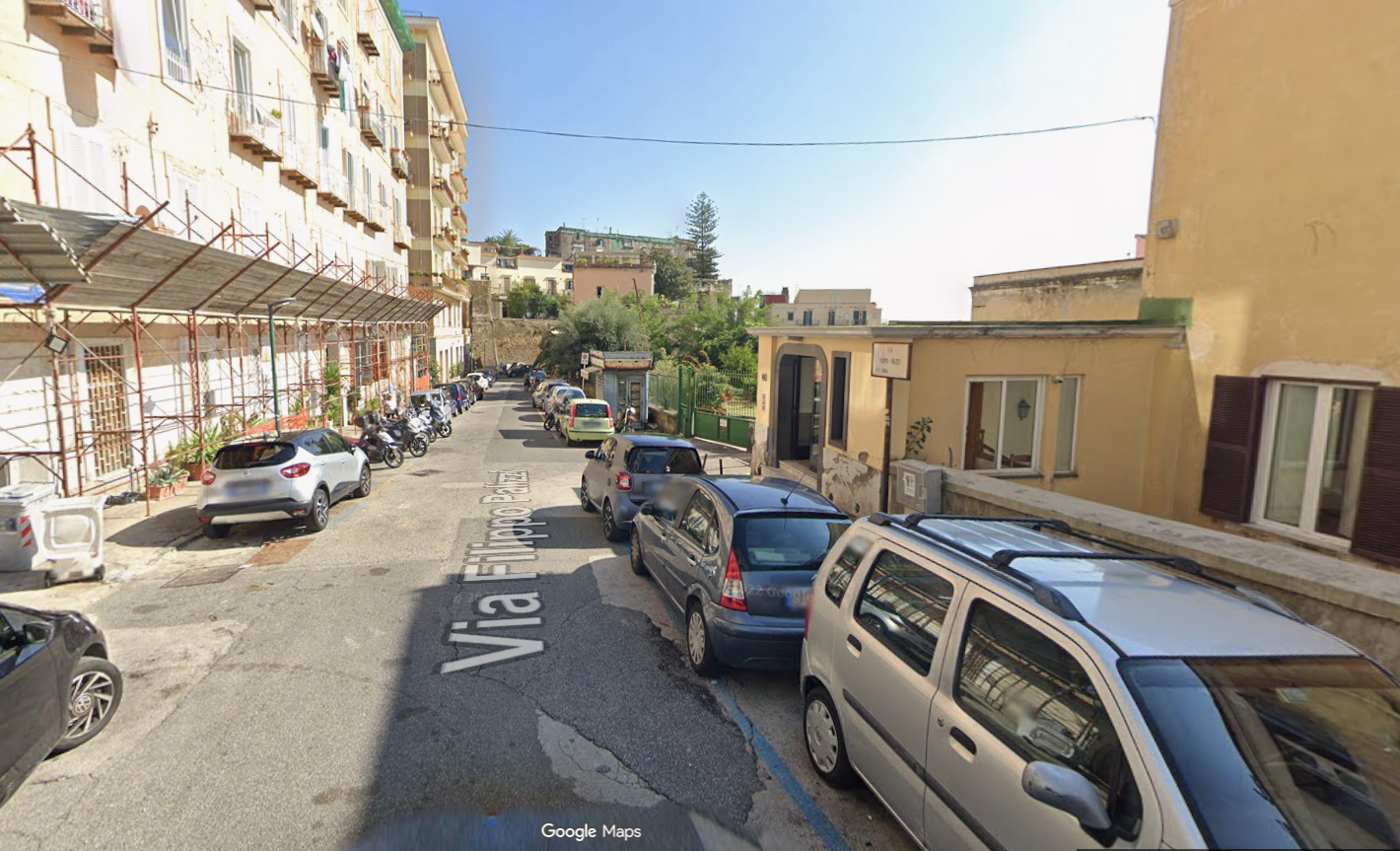 Rustico in vendita a Napoli