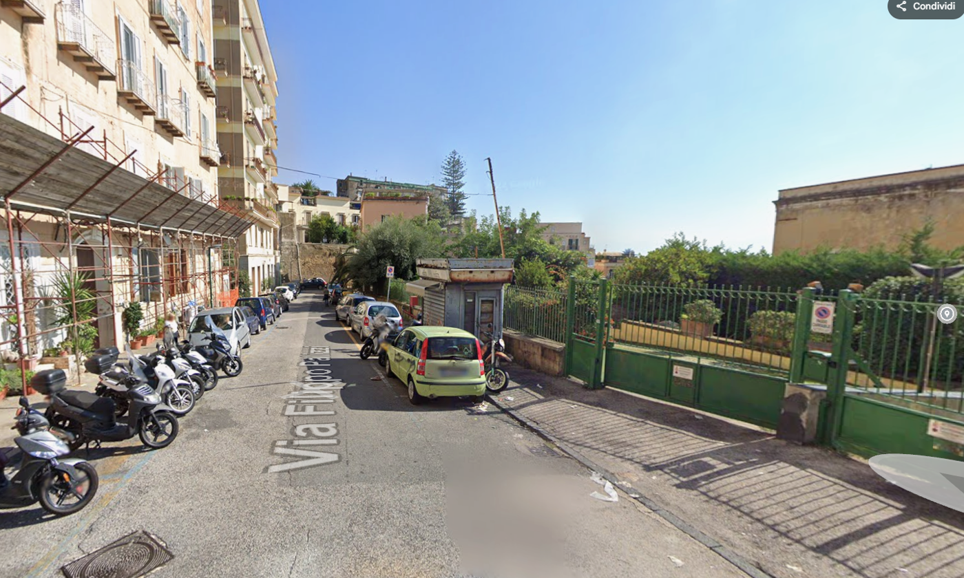 Rustico in vendita a Napoli