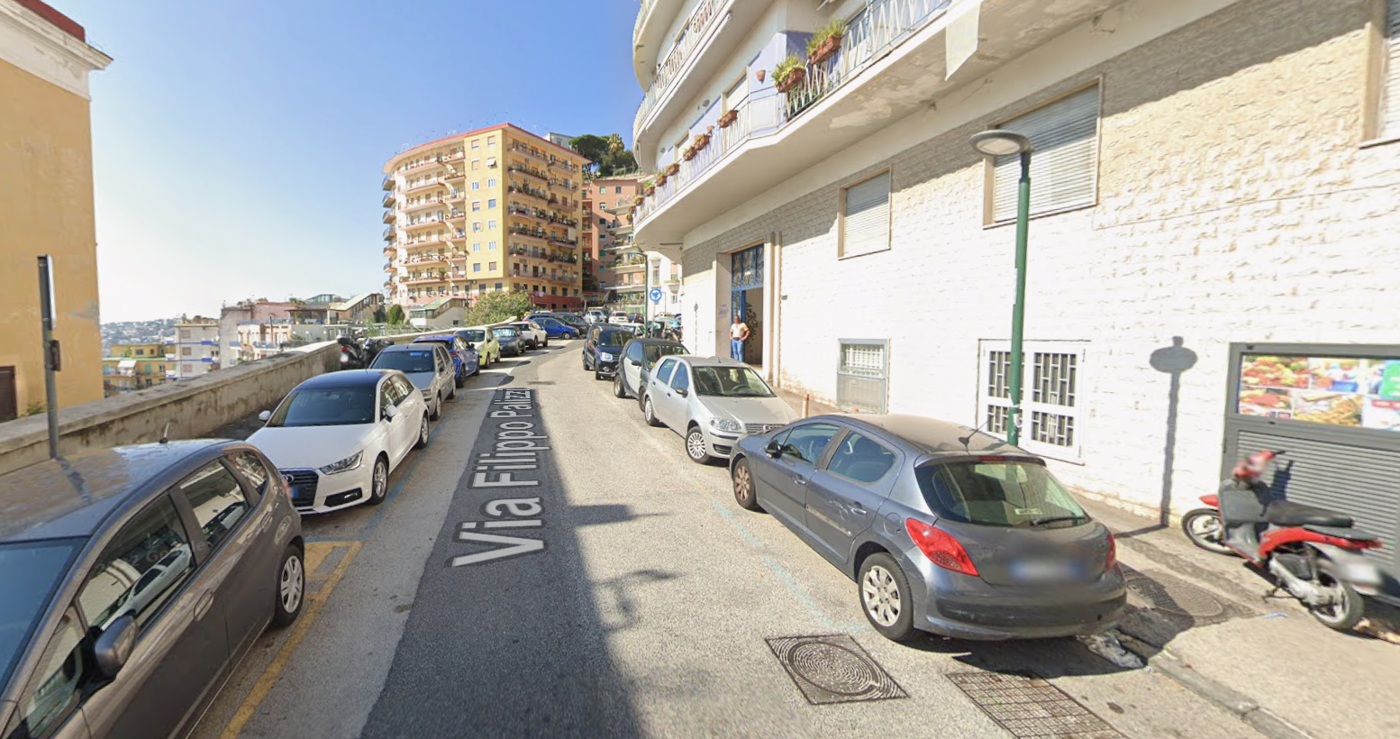 Rustico in vendita a Napoli