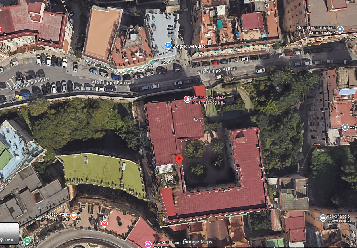 Rustico in vendita a Napoli