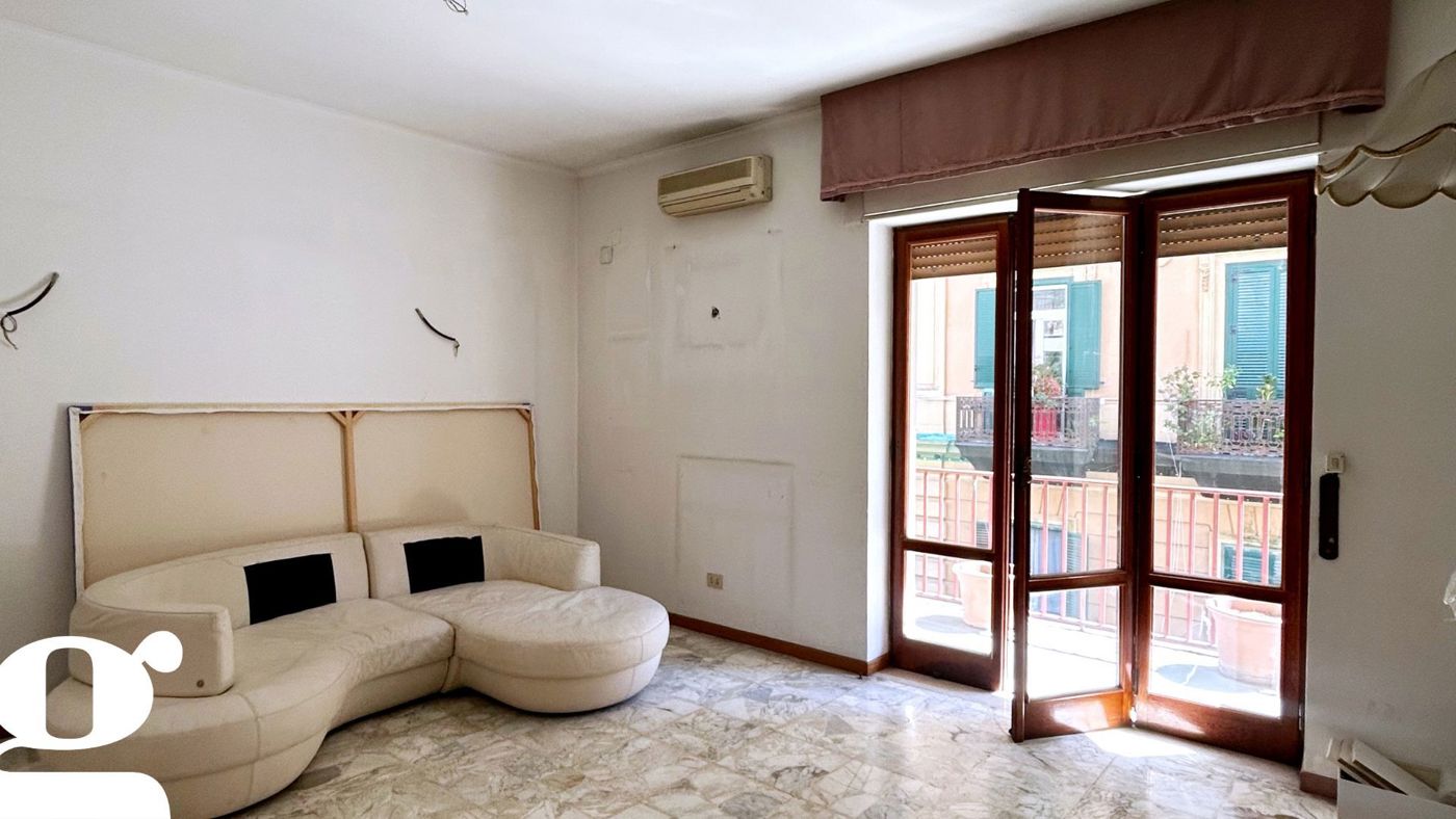 Quadrilocale da ristrutturare a Napoli