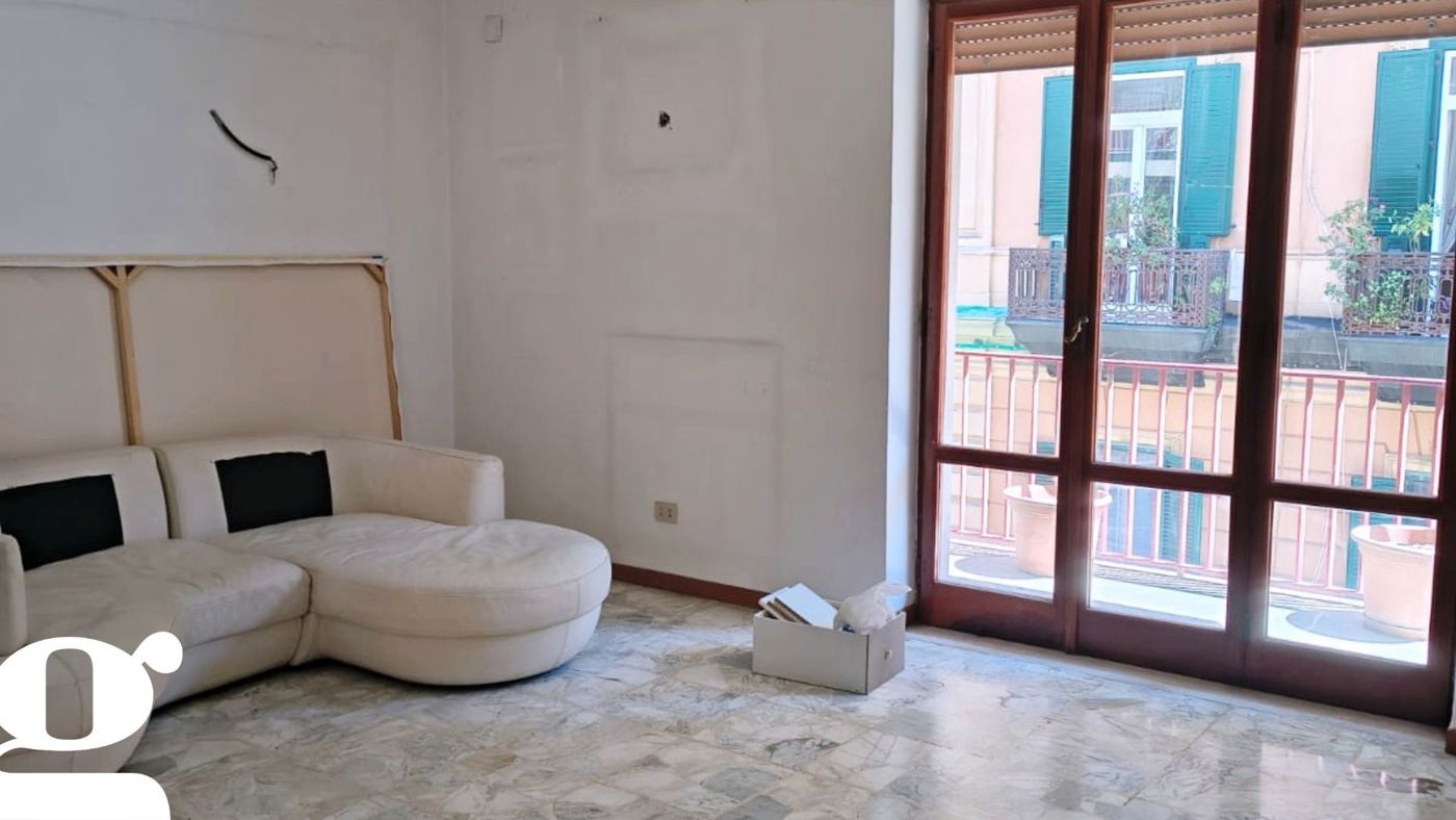 Quadrilocale da ristrutturare a Napoli