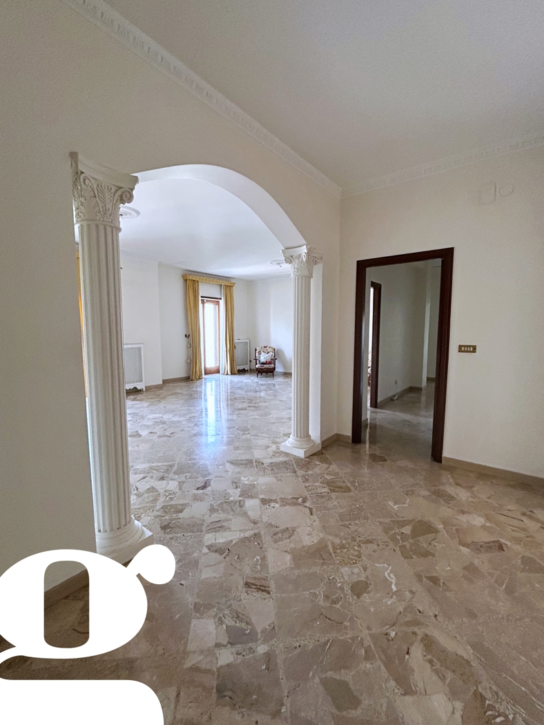 Appartamento ristrutturato a Napoli