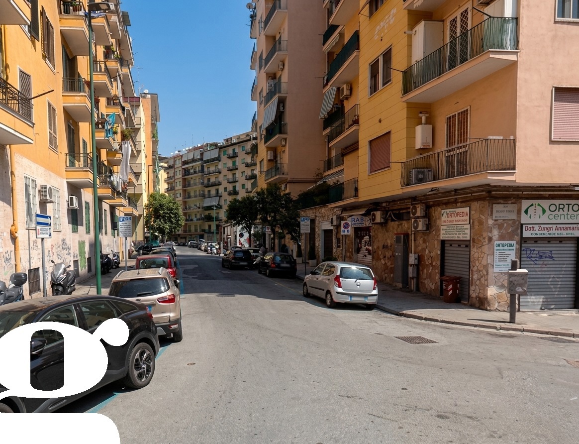 Negozio in affitto a Napoli
