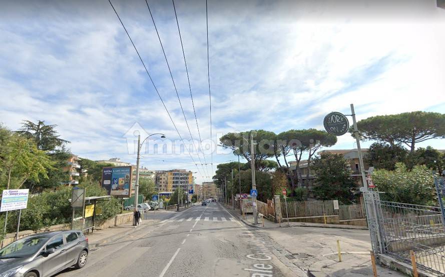 Box/Garage 15mq in vendita a Napoli