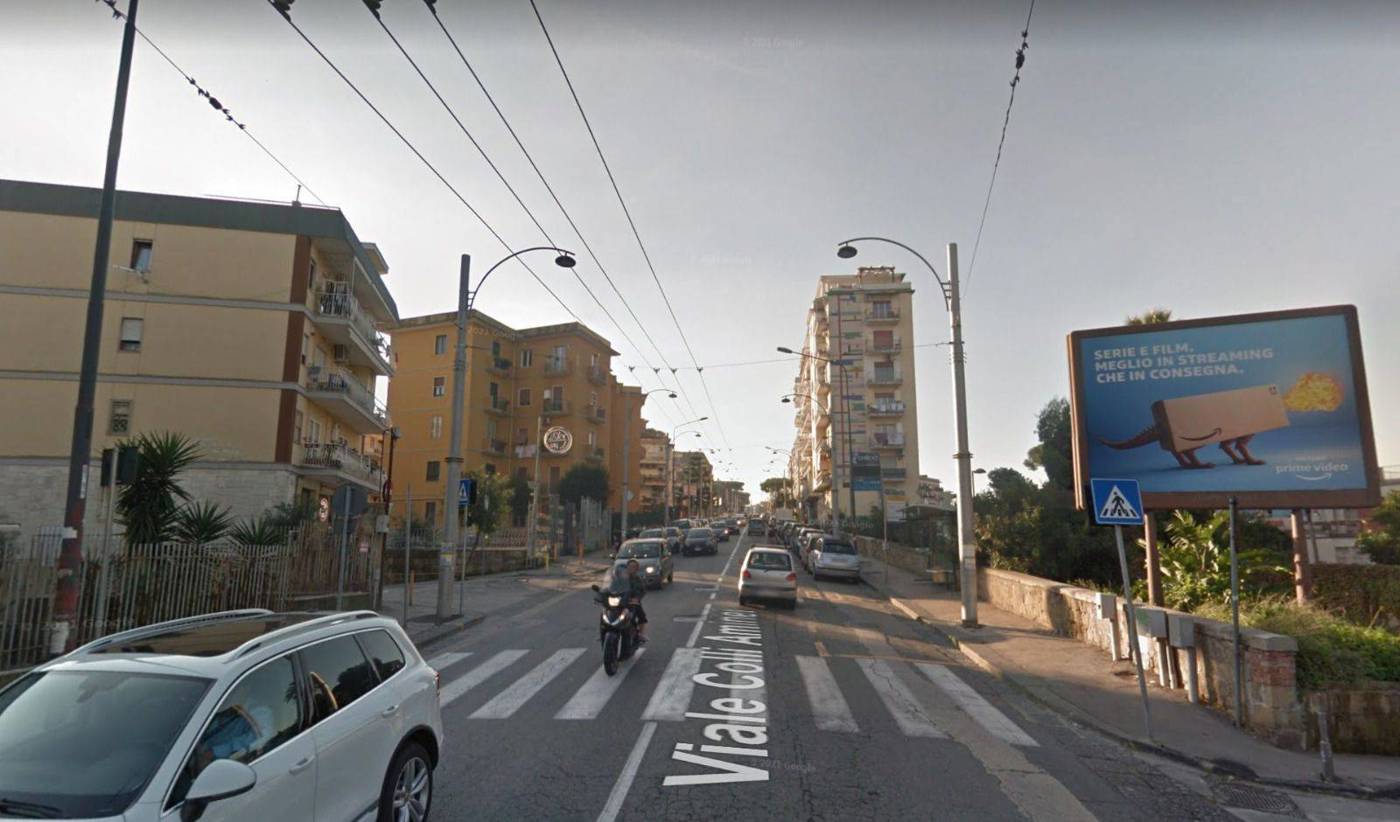 Box/Garage 15mq in vendita a Napoli