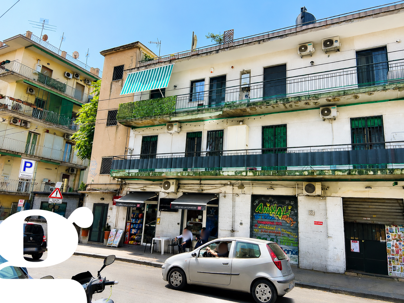 Negozio da ristrutturare a Napoli