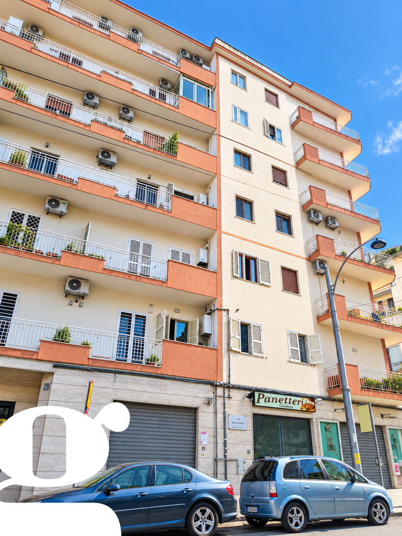 Negozio in affitto a Napoli