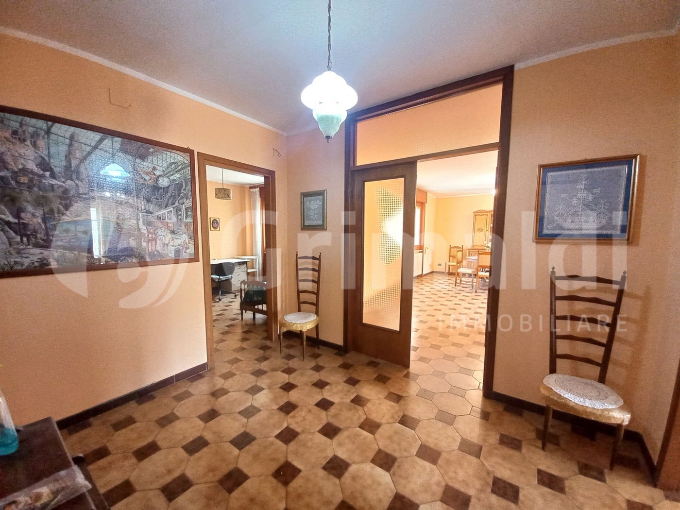 Casa indipendente con box a Parabita