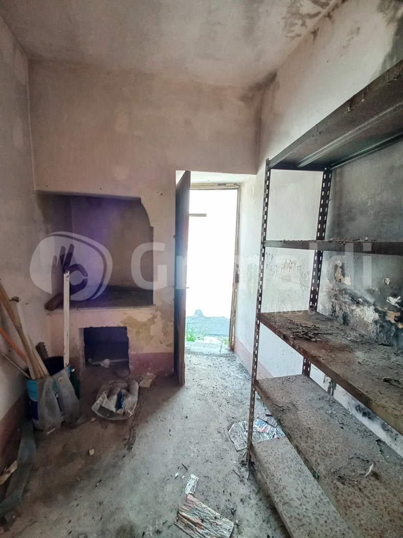 Casa indipendente da ristrutturare a Ugento