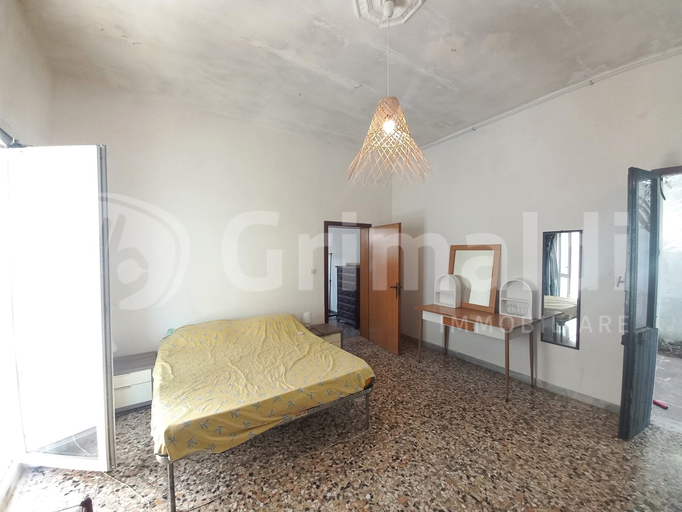 Casa indipendente da ristrutturare a Ugento