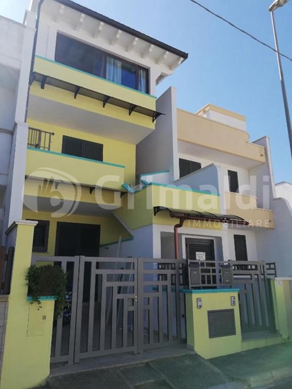 Bilocale arredato in affitto a Ugento