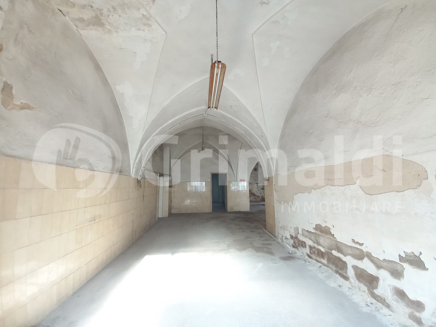 Magazzino in vendita a Taviano