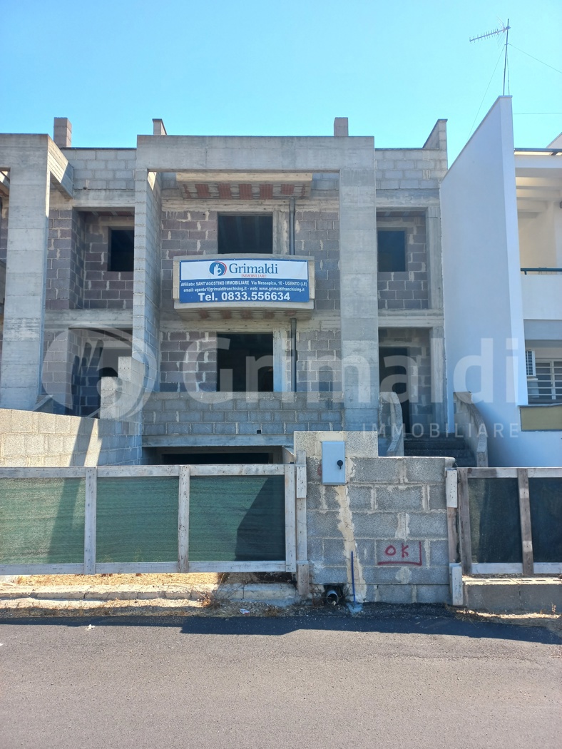 Villa con giardino a Ugento