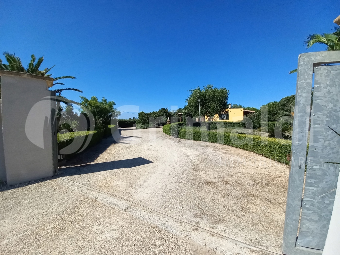 Villa con giardino a Melissano