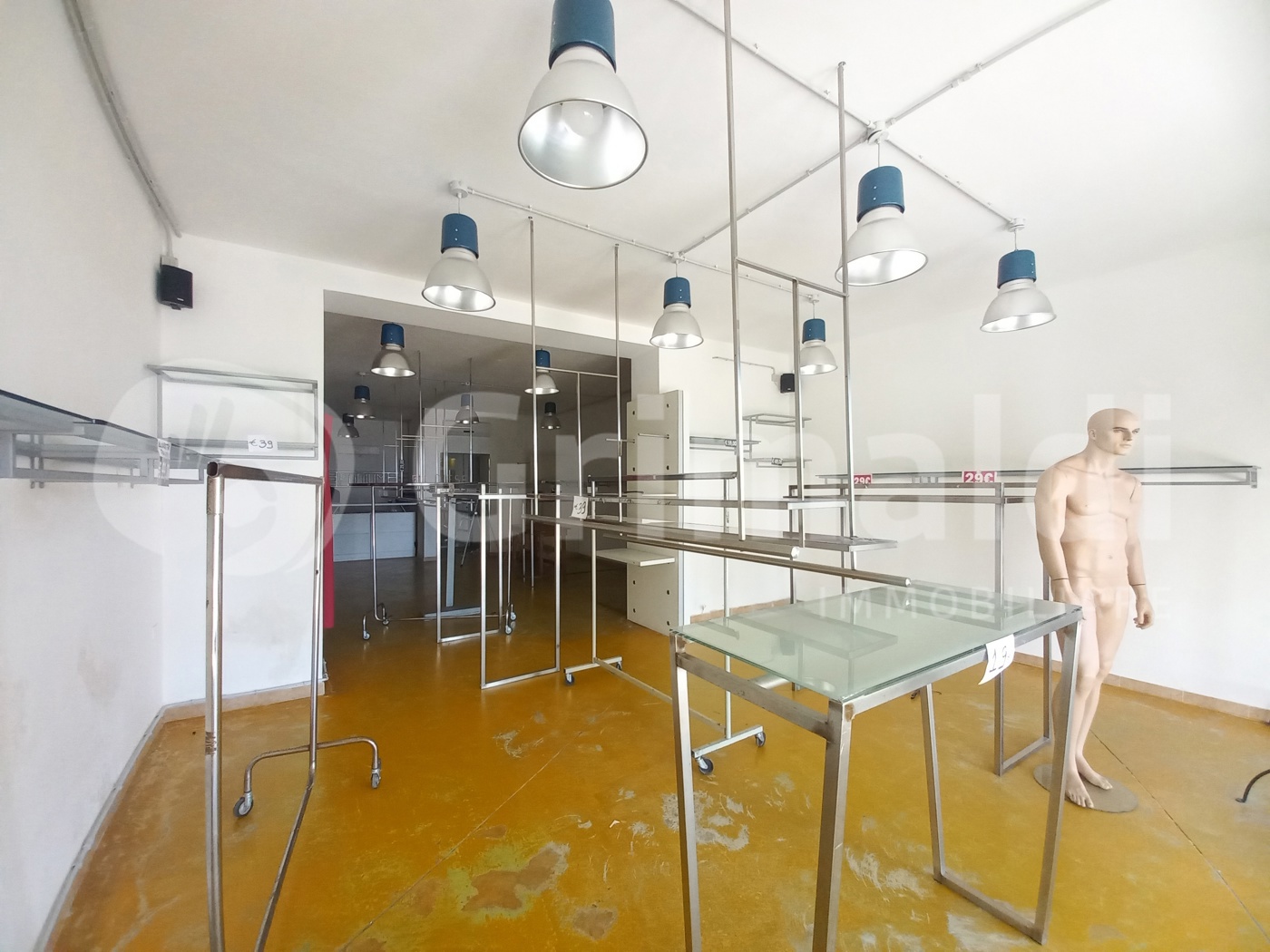 Attivit� commerciale Ristorante e pizzeria vista mare a Ugento