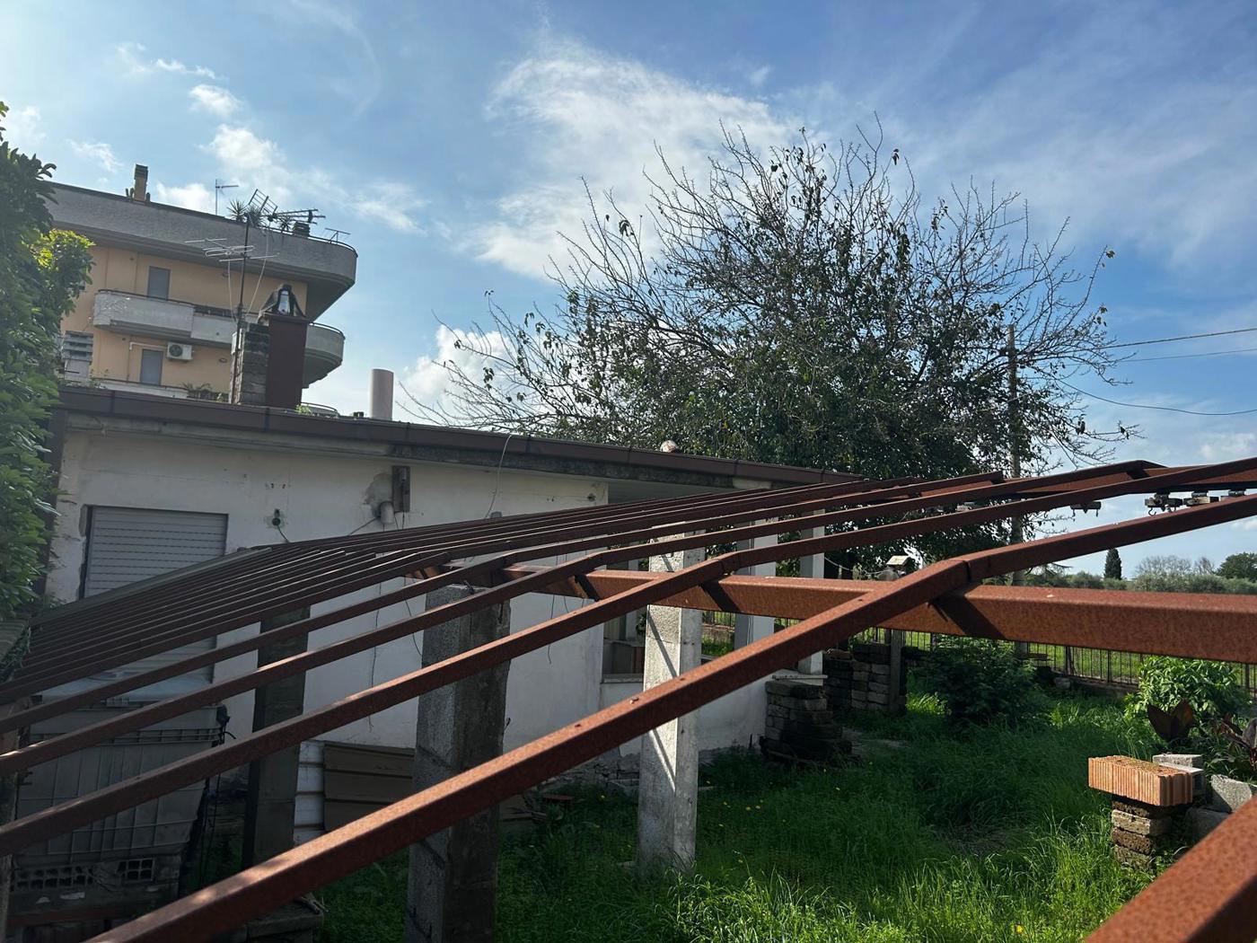 Villa in vendita a Latina