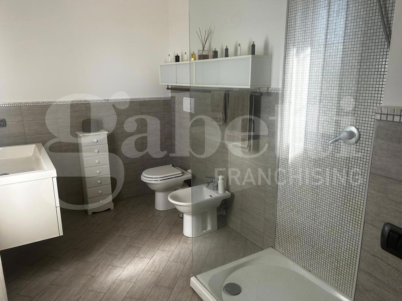 Casa indipendente con giardino a Terracina