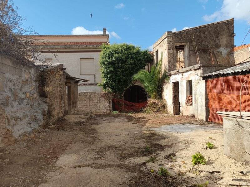 Casa indipendente con terrazzo a Sardara